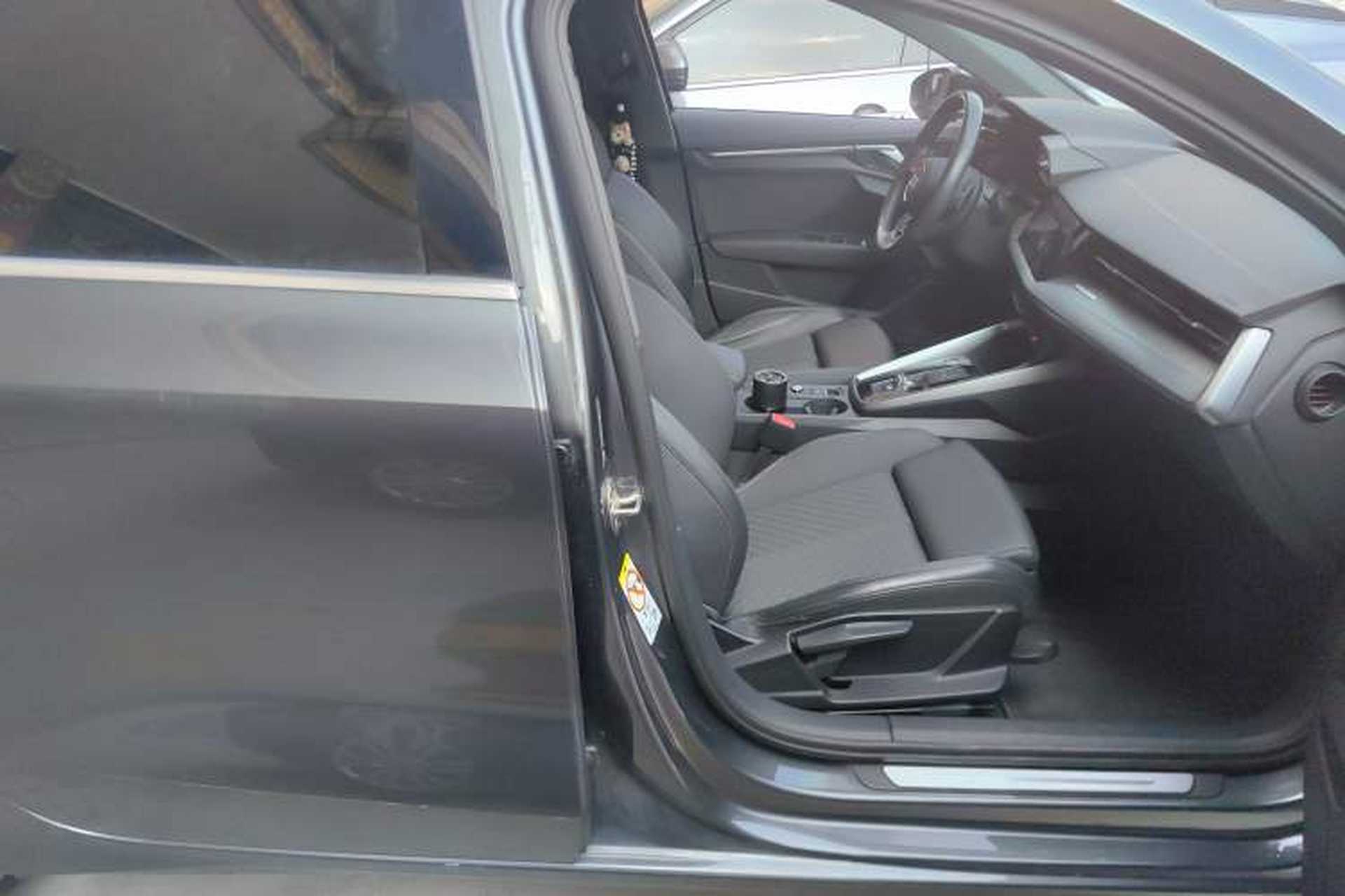Used Audi A3 2024 A3L Limousine 35 TFSI Fashionable and Elegant Model Right Front Seat
