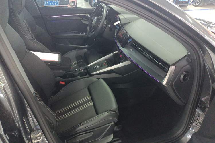 Used Audi A3 2024 A3L Limousine 35 TFSI Fashion Sport Model Right Front Seat