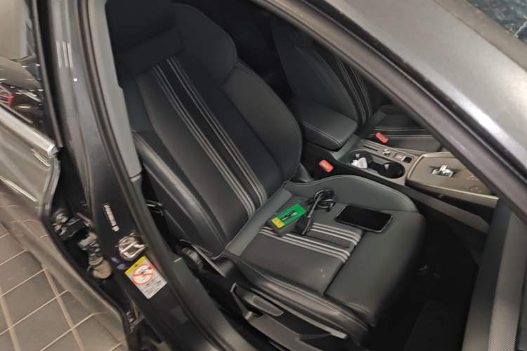 Used Audi A3 2024 A3L Limousine 35 TFSI Fashion Sport Model Right Front Seat