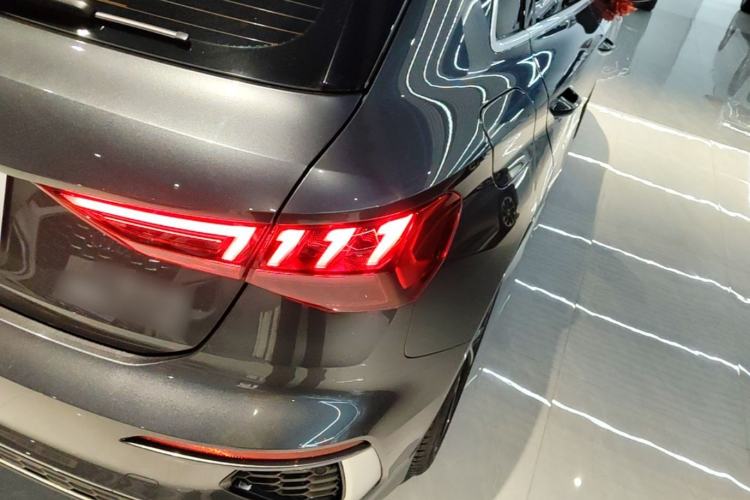 Used Audi A3 2024 Sportback 35 TFSI Fashionable Sports Model Right Rear Taillight