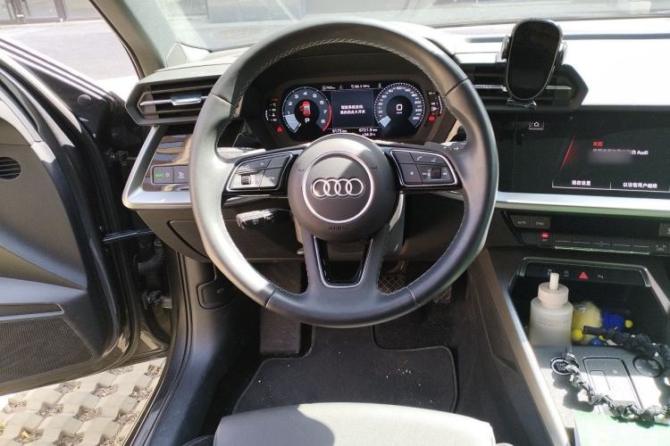 Used Audi A3 2024 Sportback 35 TFSI Fashionable Sports Model Steering Wheel