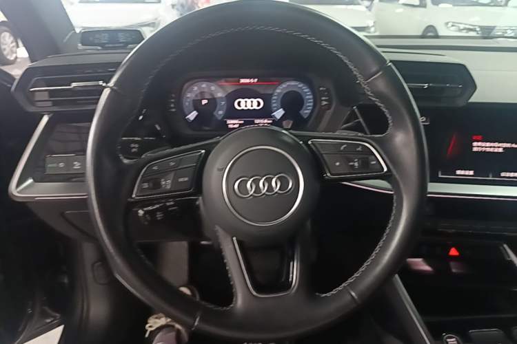 Used Audi A3 2024 Sportback 35 TFSI Fashionable Sports Model Steering Wheel