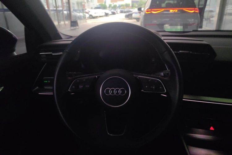 Used Audi A3 2024 Sportback 35 TFSI Fashionable Sports Model Steering Wheel