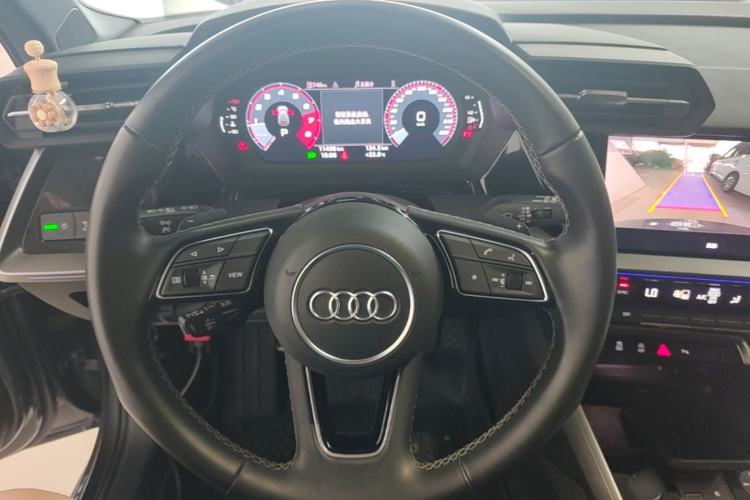 Used Audi A3 2024 Sportback 35 TFSI Fashionable Sports Model Steering Wheel