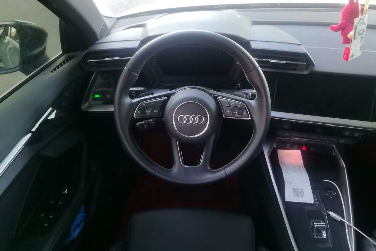 Used Audi A3 2024 A3L Limousine 35 TFSI Fashion Sport Model Steering Wheel