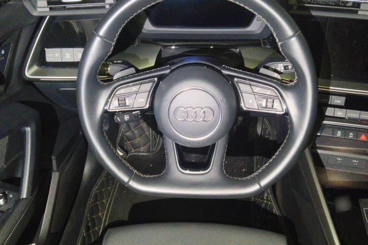 Used Audi A3 2024 A3L Limousine 35 TFSI Fashion Sport Model Steering Wheel