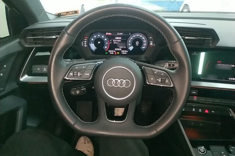 Used Audi A3 2024 Sportback 35 TFSI Fashionable Sports Model Steering Wheel
