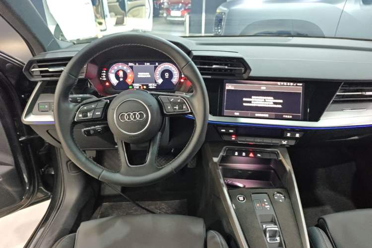 Used Audi A3 2024 Sportback 35 TFSI Fashionable Sports Model Steering Wheel