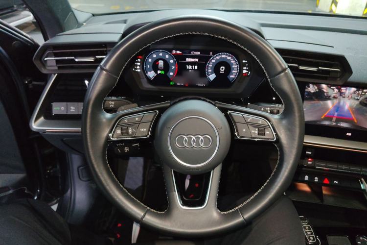 Used Audi A3 2024 Sportback 35 TFSI Fashionable Sports Model Steering Wheel