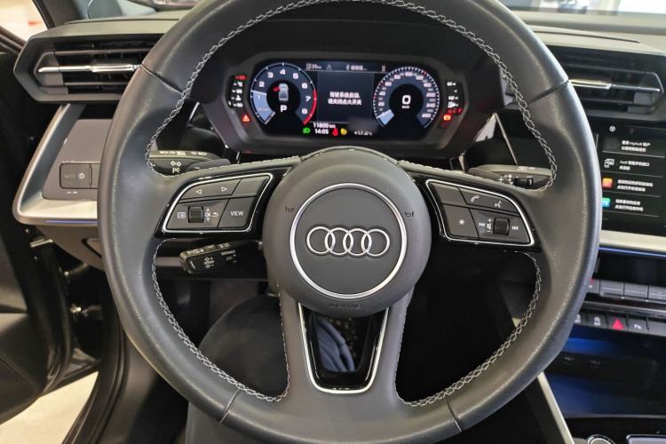 Used Audi A3 2024 A3L Limousine 35 TFSI Fashion Sport Model Steering Wheel
