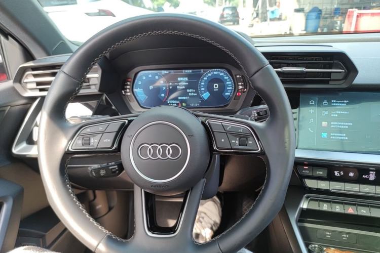 Used Audi A3 2024 A3L Limousine 35 TFSI Fashion Sport Model Steering Wheel