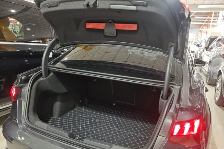 Used Audi A3 2024 A3L Limousine 35 TFSI Fashion Sport Model Trunk