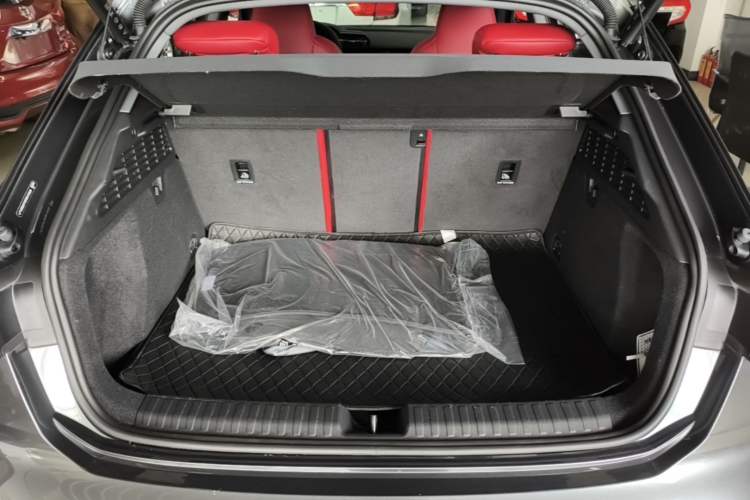 Used Audi A3 2024 Sportback 35 TFSI Advanced Sport Edition Trunk