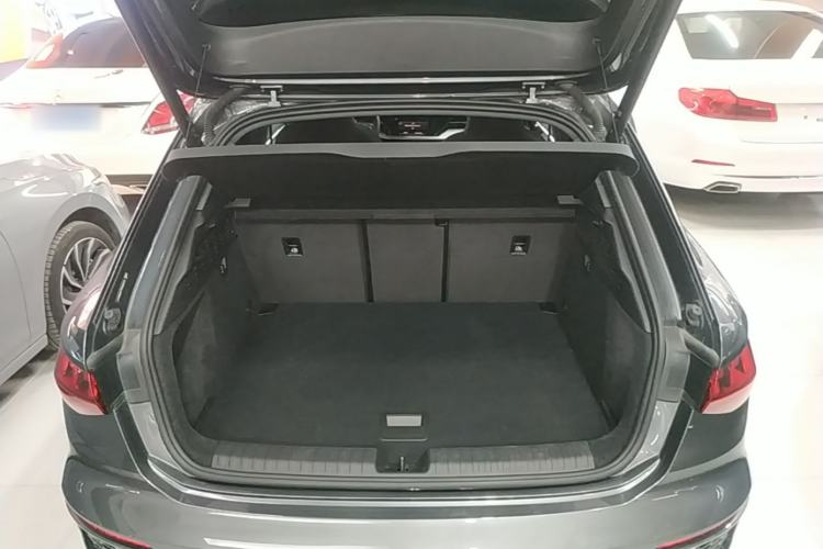 Used Audi A3 2024 Sportback 35 TFSI Fashionable Sports Model Trunk