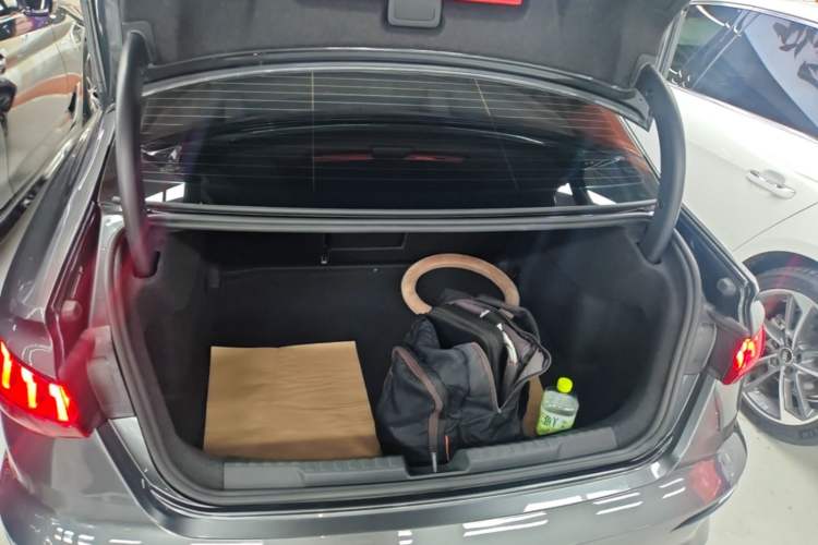 Used Audi A3 2024 A3L Limousine 35 TFSI Fashion Sport Model Trunk