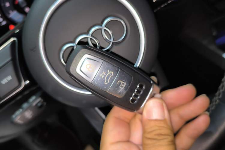 Used Audi A3 2024 A3L Limousine 35 TFSI Fashion Sport Model Vehicle Key