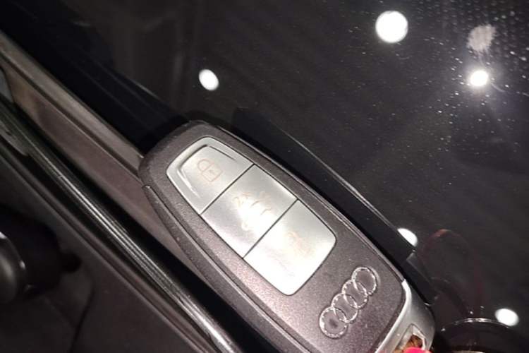 Used Audi A3 2024 A3L Limousine 35 TFSI Fashion Sport Model Vehicle Key