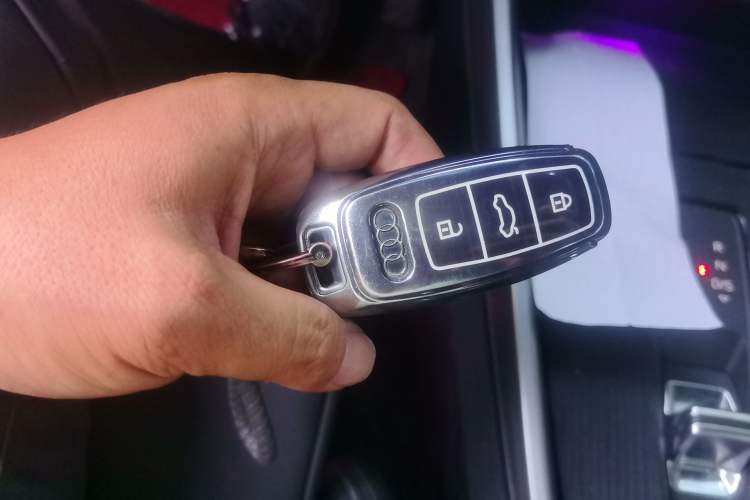 Used Audi A3 2024 A3L Limousine 35 TFSI Fashion Sport Model Vehicle Key