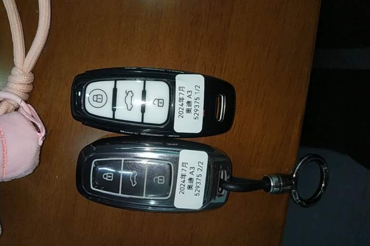 Used Audi A3 2024 Sportback 35 TFSI Fashionable Sports Model Vehicle Key