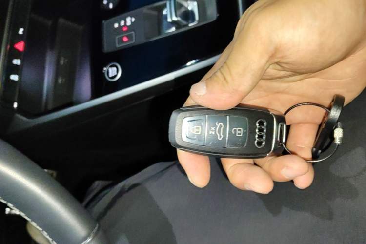 Used Audi A3 2024 Sportback 35 TFSI Fashionable Sports Model Vehicle Key