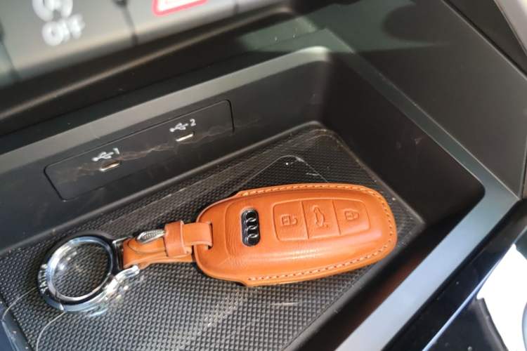 Used Audi A3 2024 A3L Limousine 35 TFSI Fashion Sport Model Vehicle Key