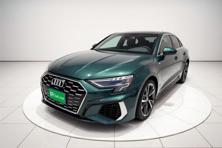 Used Audi A3 2024 Sportback 35 TFSI Fashionable Sports Model Guazi used car, China used car export, Used car for sale, Used cars, Cheapest cars for sale