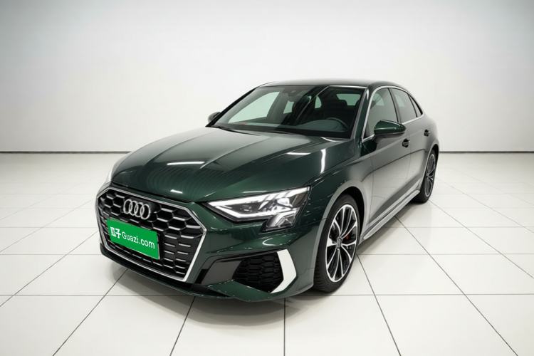 Audi A3 2024 Sportback 35 TFSI Fashionable Sports Model