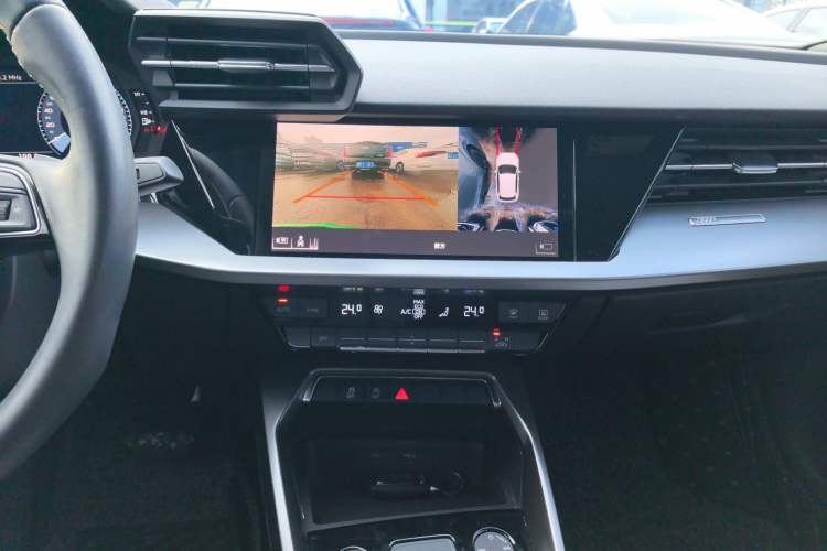 Used Audi A3 2024 Sportback 35 TFSI Advanced Sport Edition Audio And AC Panel