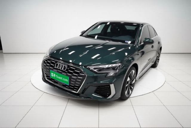 Ojetý Audi A3 2024 A3L Limousine 35 TFSI Fashion Sport Model