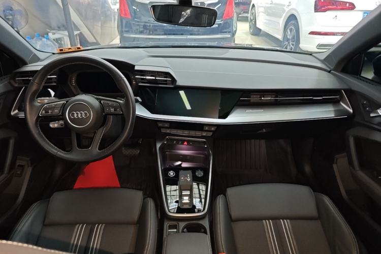Used Audi A3 2024 A3L Limousine 35 TFSI Fashion Sport Model Center Console