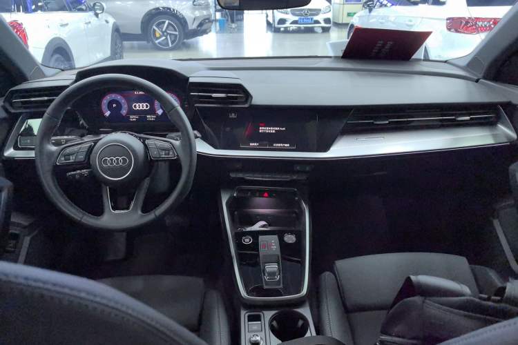 Used Audi A3 2024 A3L Limousine 35 TFSI Fashion Sport Model Center Console