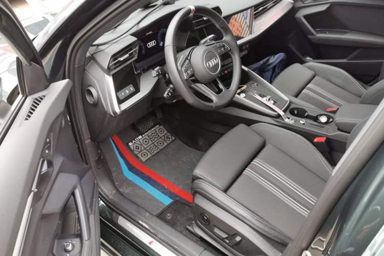 Used Audi A3 2024 Sportback 35 TFSI Fashionable Sports Model Driver Seat