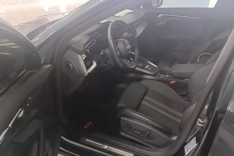 Used Audi A3 2024 A3L Limousine 35 TFSI Fashion Sport Model Driver Seat