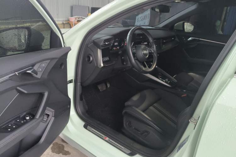 Used Audi A3 2024 Sportback 35 TFSI Fashionable Sports Model Driver Seat
