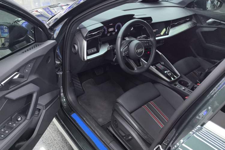 Used Audi A3 2024 A3L Limousine 35 TFSI Fashion Sport Model Driver Seat