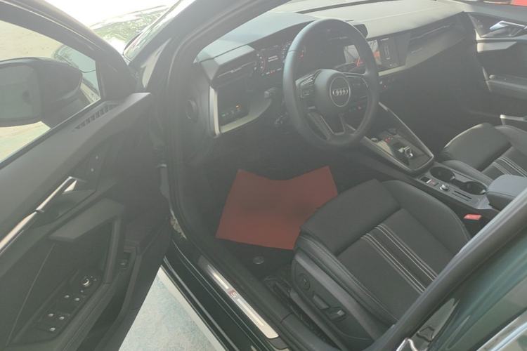 Used Audi A3 2024 A3L Limousine 35 TFSI Fashion Sport Model Driver Seat