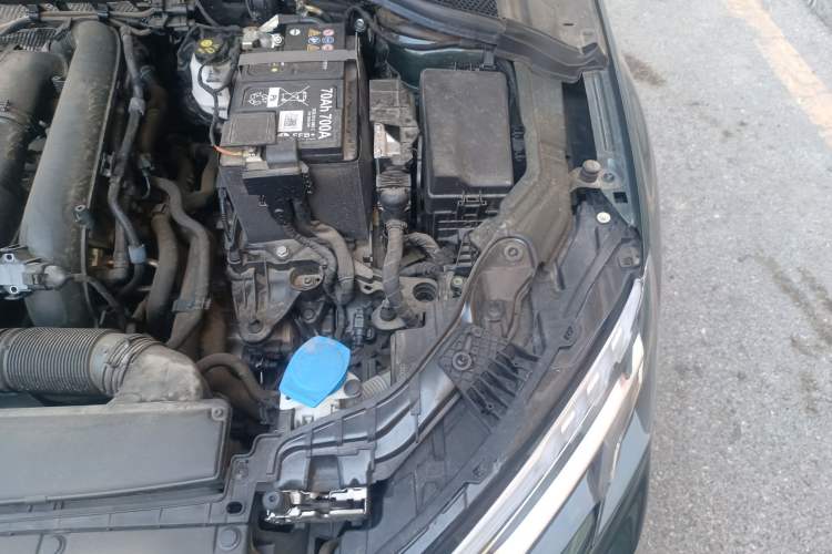 Used Audi A3 2024 Sportback 35 TFSI Fashionable Sports Model Engine Bay Left