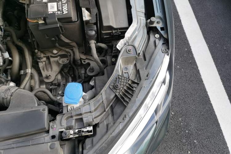 Used Audi A3 2024 Sportback 35 TFSI Fashionable Sports Model Engine Bay Left