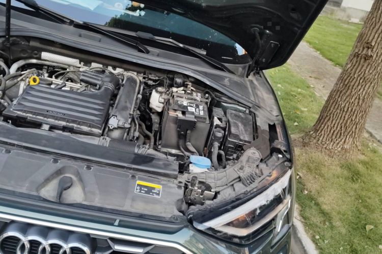 Used Audi A3 2024 Sportback 35 TFSI Advanced Sport Edition Engine Bay Left
