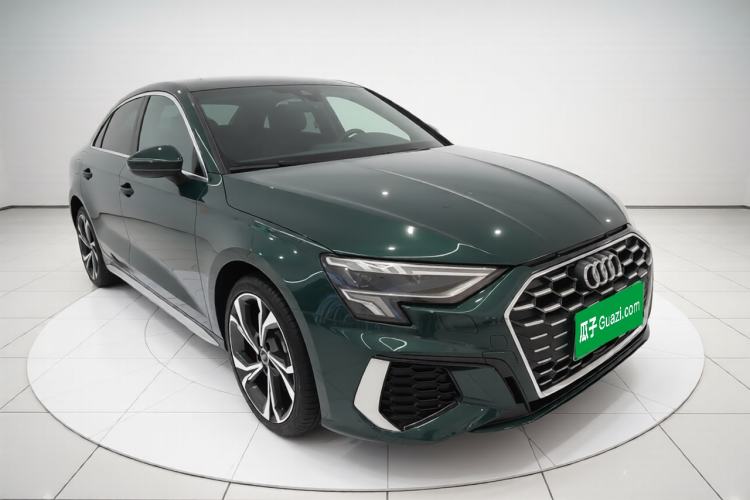 Used Audi A3 2024 A3L Limousine 35 TFSI Luxury Sport Edition Front Right 45 Deg
