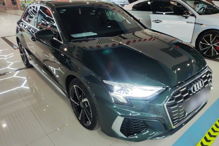 Used Audi A3 2024 Sportback 35 TFSI Fashionable Sports Model Front Right 45 Deg