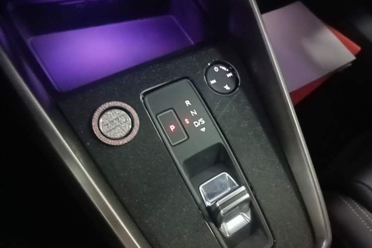 Used Audi A3 2024 A3L Limousine 35 TFSI Fashion Sport Model Gear Lever