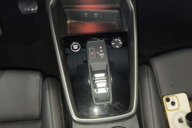 Used Audi A3 2024 Sportback 35 TFSI Fashionable Sports Model Gear Lever