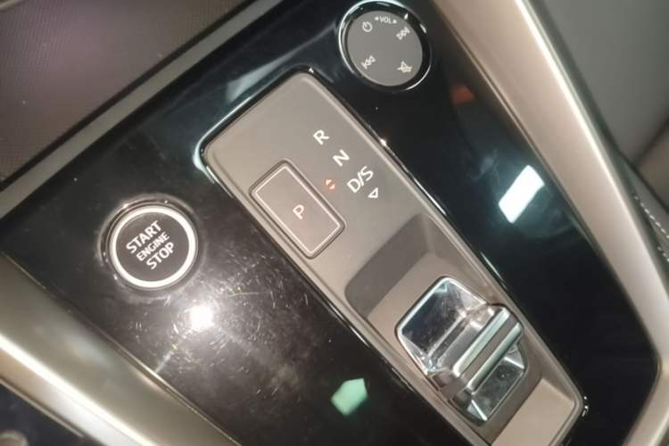 Used Audi A3 2024 Sportback 35 TFSI Fashionable Sports Model Gear Lever