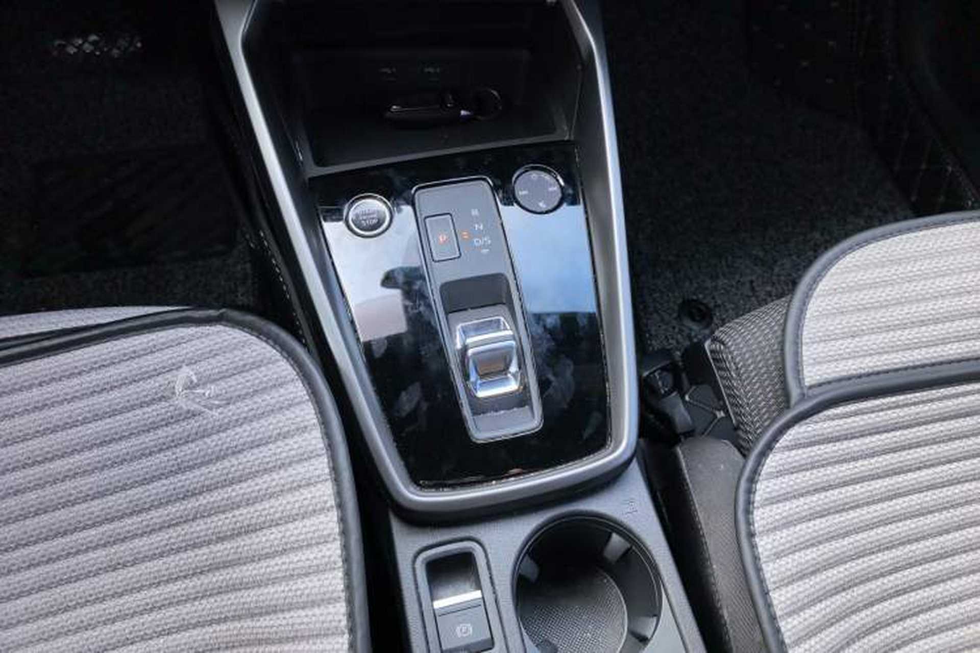 Used Audi A3 2024 Sportback 35 TFSI Advanced Sport Edition Gear Lever