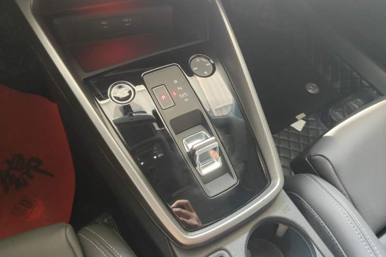 Used Audi A3 2024 A3L Limousine 35 TFSI Fashion Sport Model Gear Lever