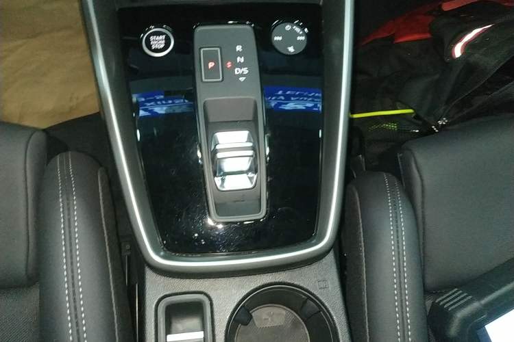 Used Audi A3 2024 Sportback 35 TFSI Fashionable Sports Model Gear Lever