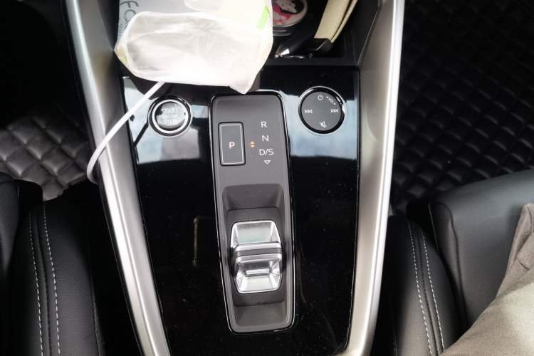 Used Audi A3 2024 Sportback 35 TFSI Fashionable Sports Model Gear Lever