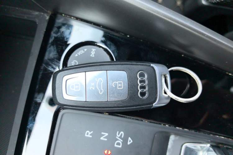 Used Audi A3 2024 Sportback 35 TFSI Advanced Sport Edition Interior 1