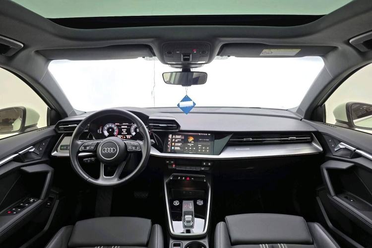 Used Audi A3 2024 A3L Limousine 35 TFSI Fashion Sport Model Interior 2